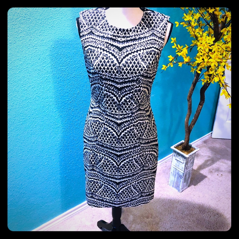 DVF abstract print dress with lining size 8